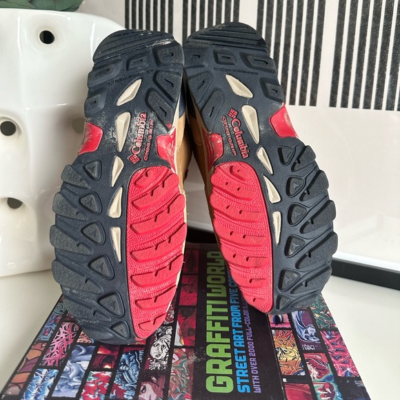 Columbia Junior Newton Ridg Suede Hiking Boot - Big Kid 7 - Picture 7 of 7